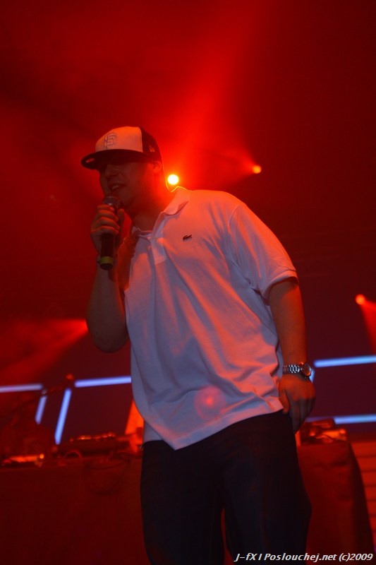 ice cube - 10.4.09
